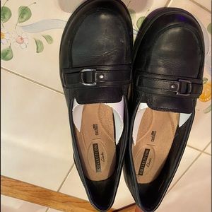 CLARKS COLLECTIONS BLACK LEATHER LOAFERS